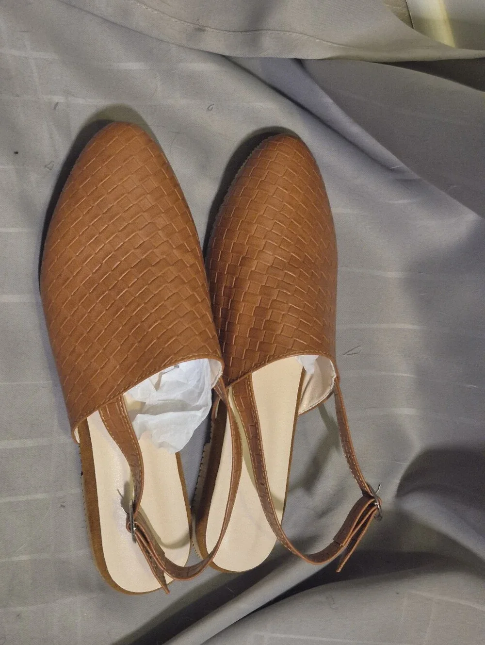 NWOT Leather Women's Woven Slingback Flats in Cognac Brown